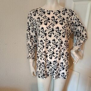 Women’s Cream Floral Print Long-Sleeve Blouse